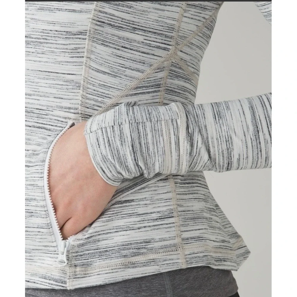 Lululemon Hustle‎ In Your Bustle Jacket Space Dye Camo White Silver Spoon RARE 4